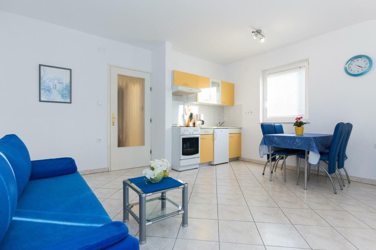 Neda Apartment Пунат Екстериор снимка